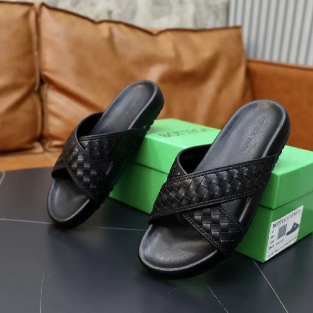 BOTTEGA VENETA ボッテガヴェネタ 鮮やかな春夏らしい 2026 メンズ用 スリッパ 商品画像 7