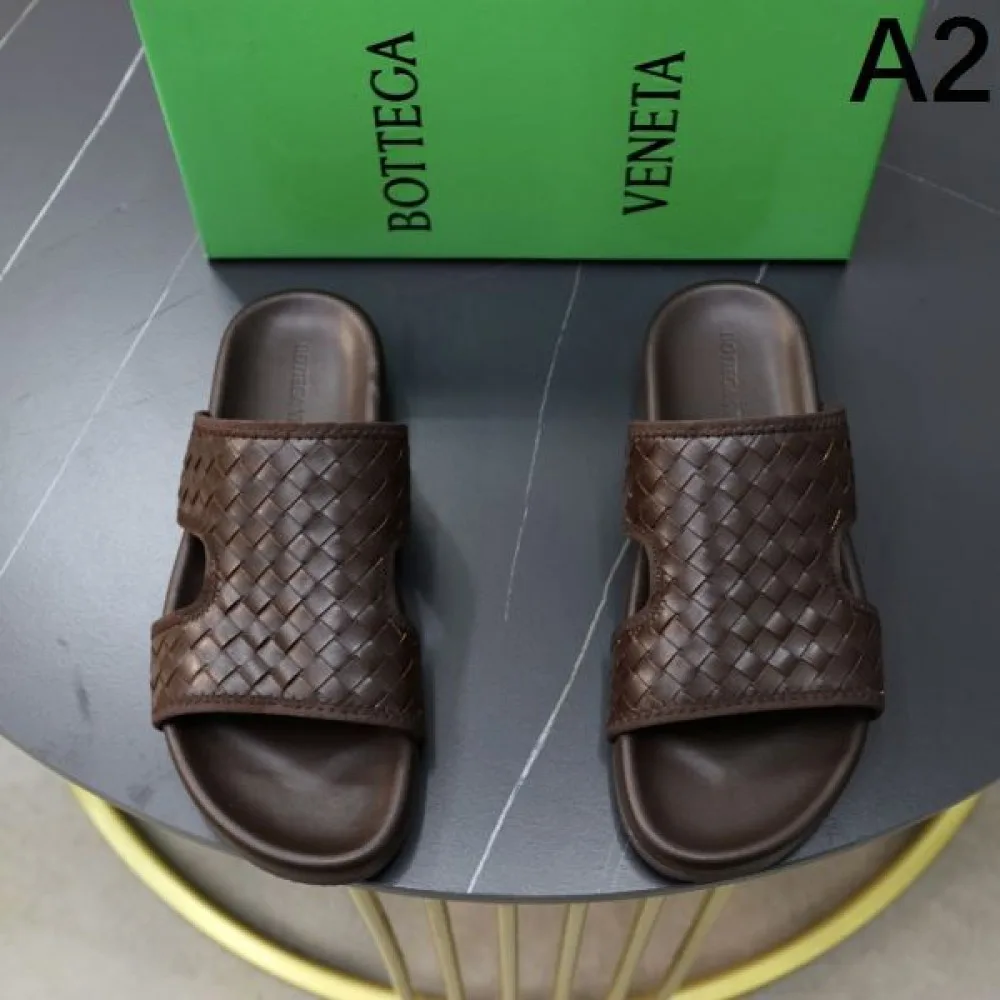 BOTTEGA VENETA ボッテガヴェネタ ベスト系のアイテム 2026 メンズ用 スリッパ 商品画像 2