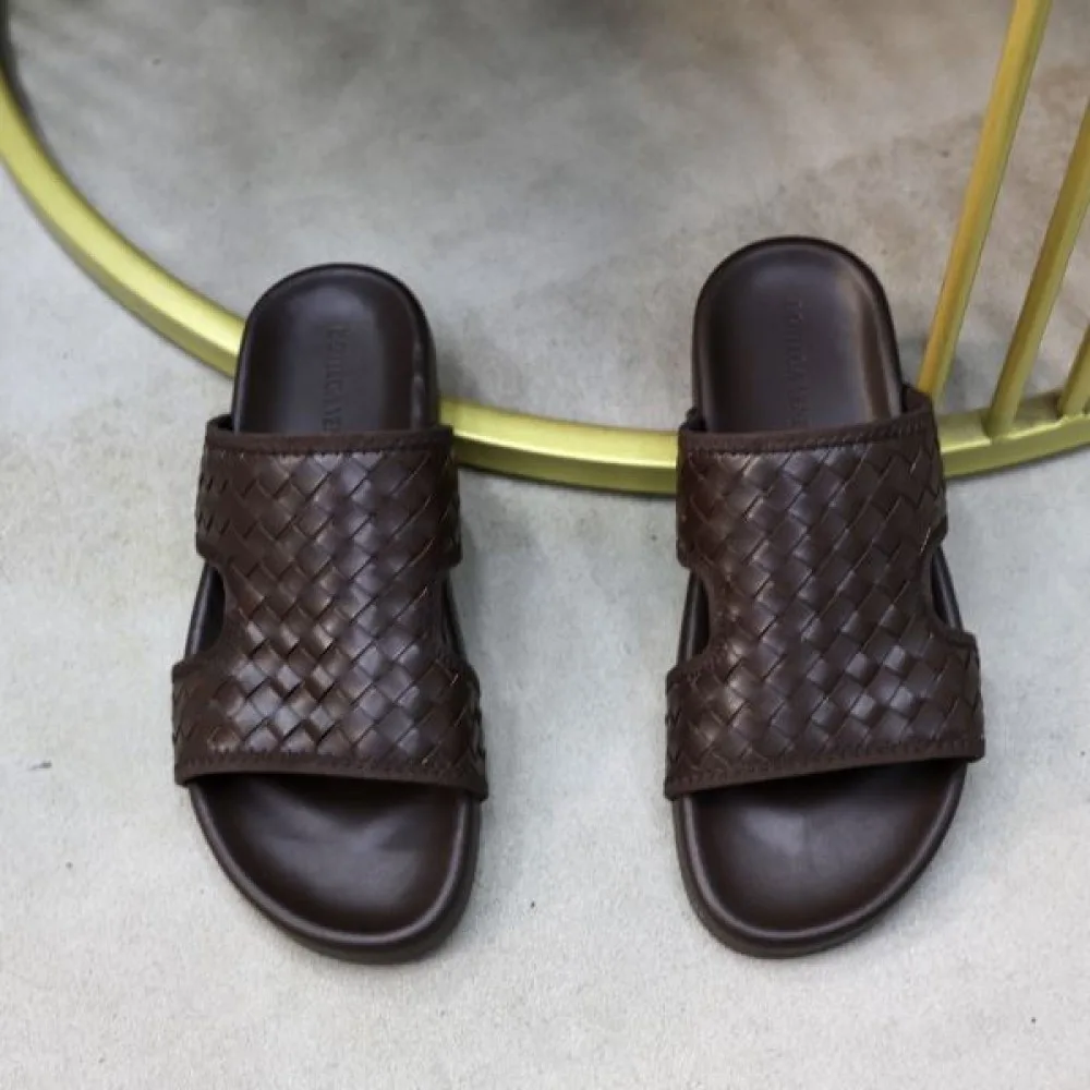 BOTTEGA VENETA ボッテガヴェネタ ベスト系のアイテム 2026 メンズ用 スリッパ 商品画像 5
