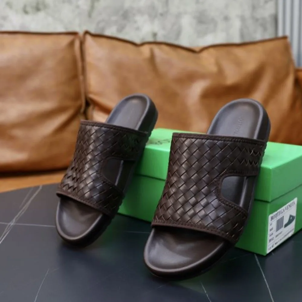 BOTTEGA VENETA ボッテガヴェネタ ベスト系のアイテム 2026 メンズ用 スリッパ 商品画像 7