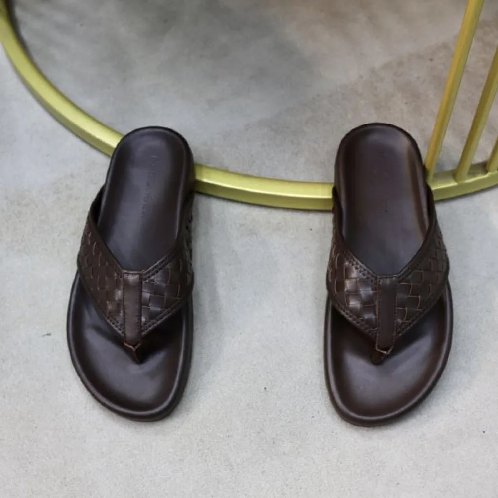 BOTTEGA VENETA ボッテガヴェネタ 春夏の流行アイテム 2026 メンズ用 スリッパ 商品画像 5
