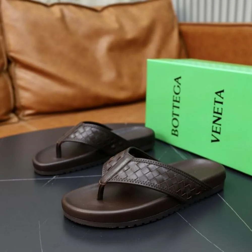 BOTTEGA VENETA ボッテガヴェネタ 春夏の流行アイテム 2026 メンズ用 スリッパ 商品画像 9
