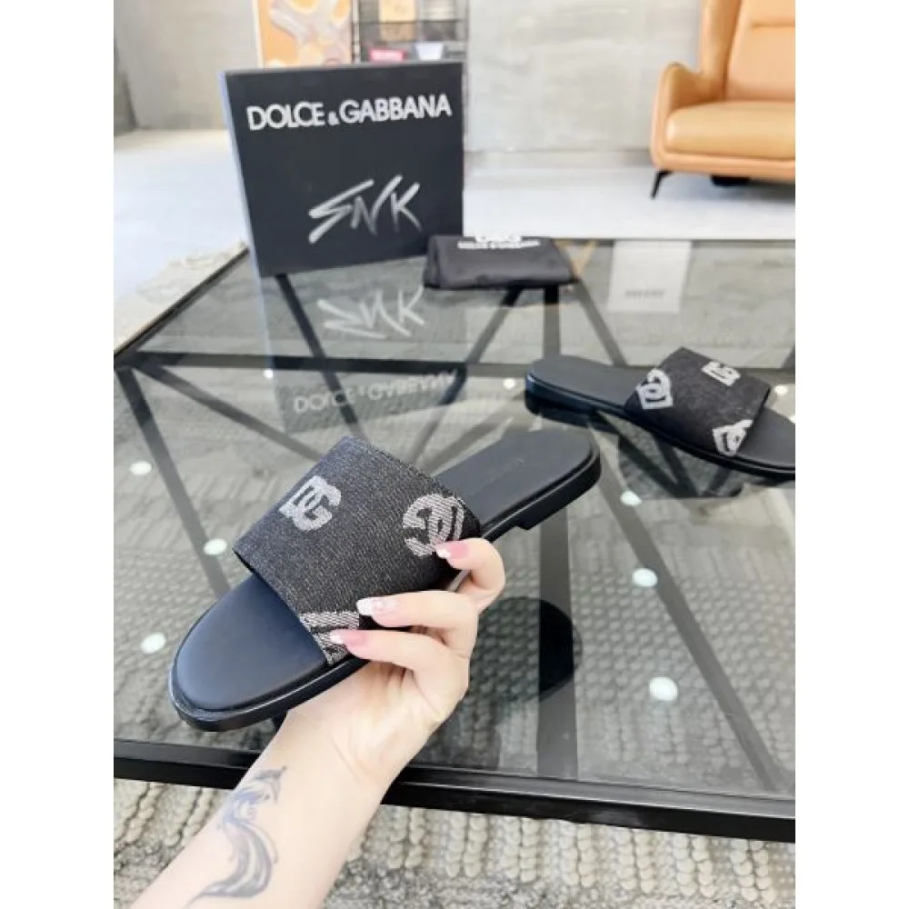 DOLCE&GABBANA ドルチェ&ガッバーナ 話題の新作到着 2026 メンズ用 サンダル 商品画像 4