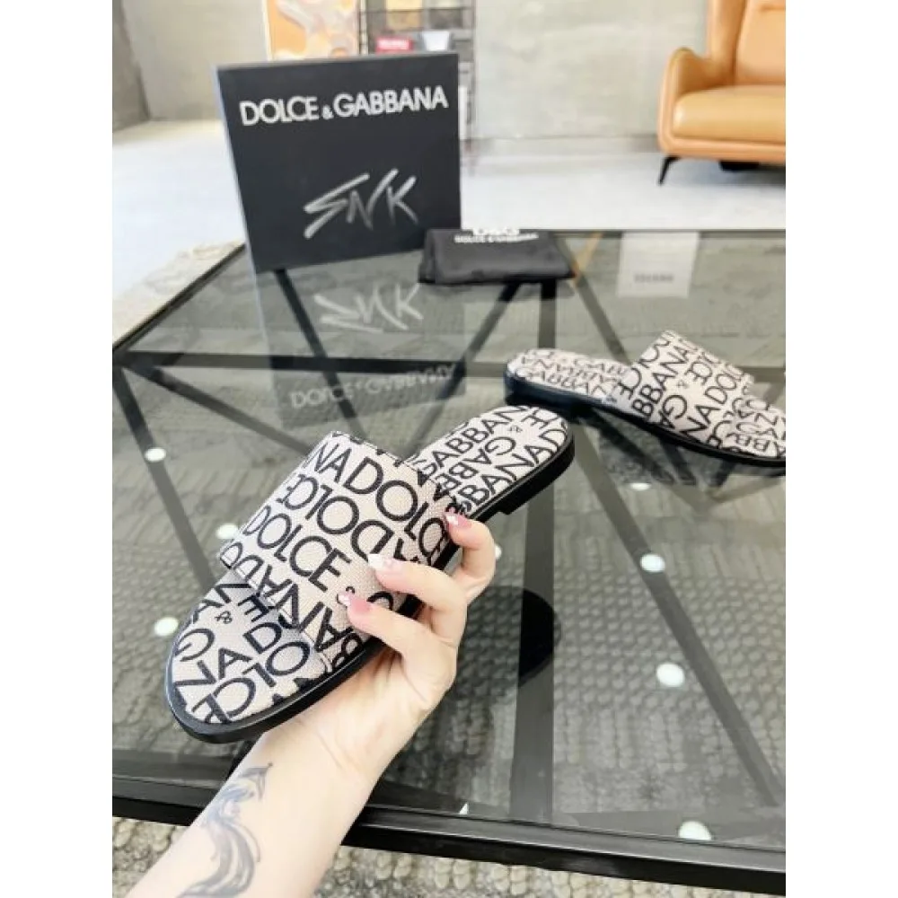 DOLCE&GABBANA ドルチェ&ガッバーナ 激レア一目惚れ 2026 メンズ用 サンダル 商品画像 4