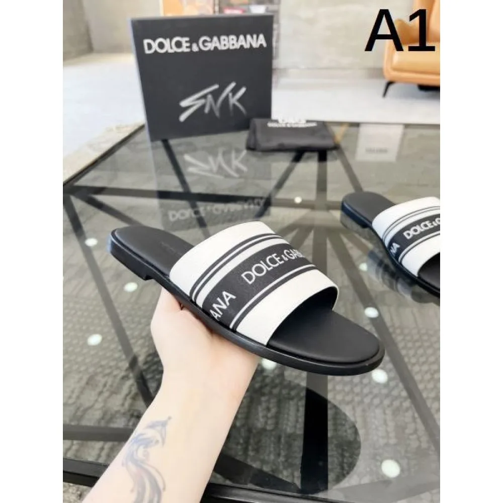 DOLCE&GABBANA ドルチェ&ガッバーナ 今シーズン新作 2026 メンズ用 サンダル 商品画像 1