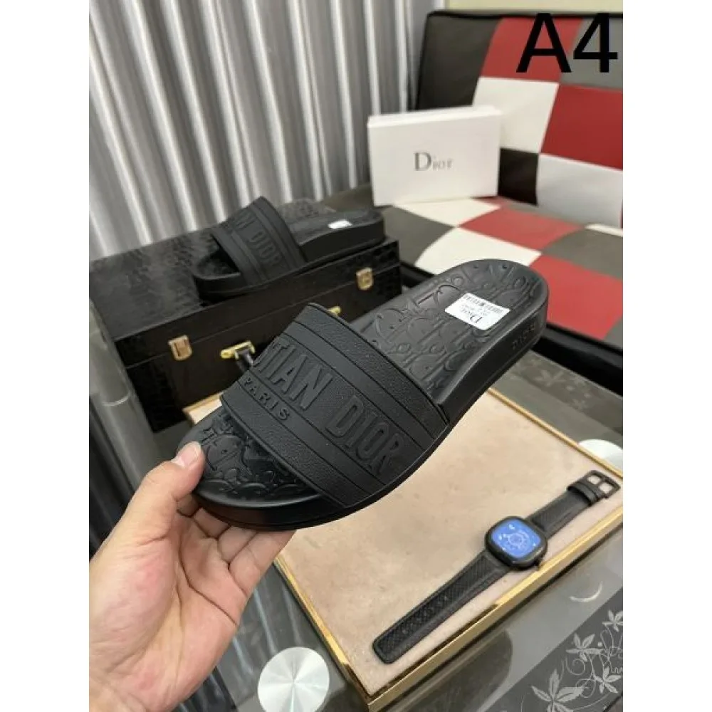 DIOR ディオール これさえ押さえればOK! 2026 メンズ用 スリッパ 商品画像 4
