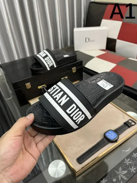 DIOR ディオール これさえ押さえればOK! 2026 メンズ用 スリッパ 商品画像 11