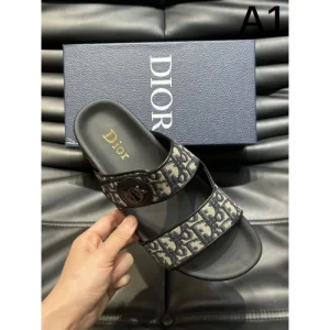 DIOR ディオール 当たり前に取り入れる今夏新作 2026 メンズ用 スリッパ 商品画像 1