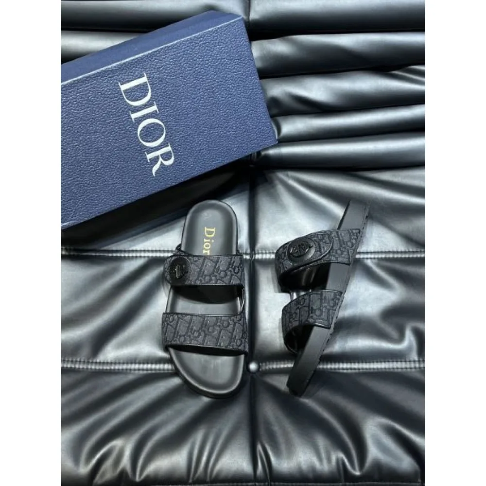 DIOR ディオール 当たり前に取り入れる今夏新作 2026 メンズ用 スリッパ 商品画像 3