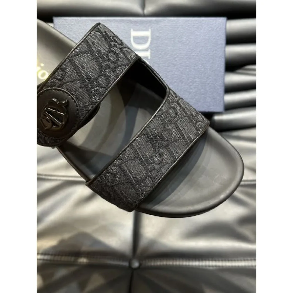 DIOR ディオール 当たり前に取り入れる今夏新作 2026 メンズ用 スリッパ 商品画像 7