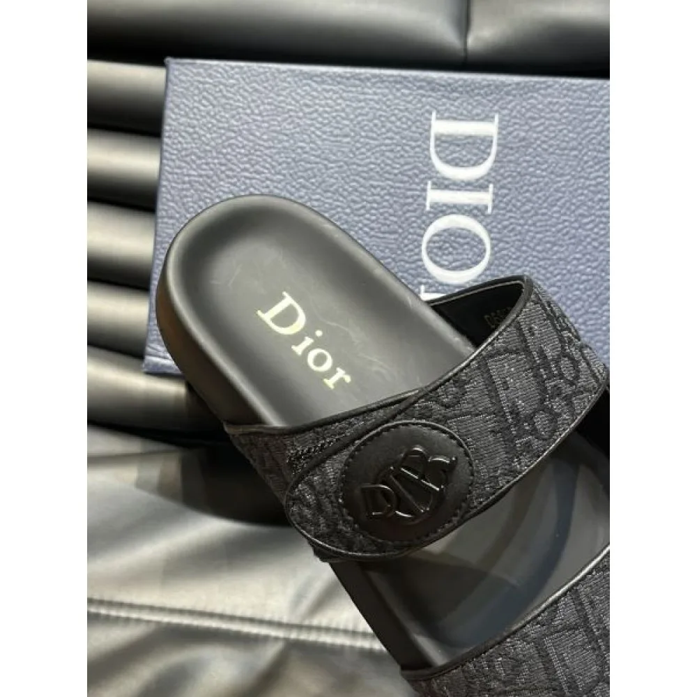 DIOR ディオール 当たり前に取り入れる今夏新作 2026 メンズ用 スリッパ 商品画像 8