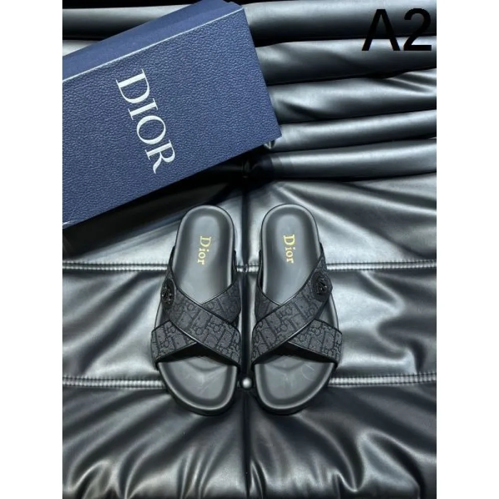 DIOR ディオール 日本でも根強い人気のブランド 2026 メンズ用 スリッパ 商品画像 2