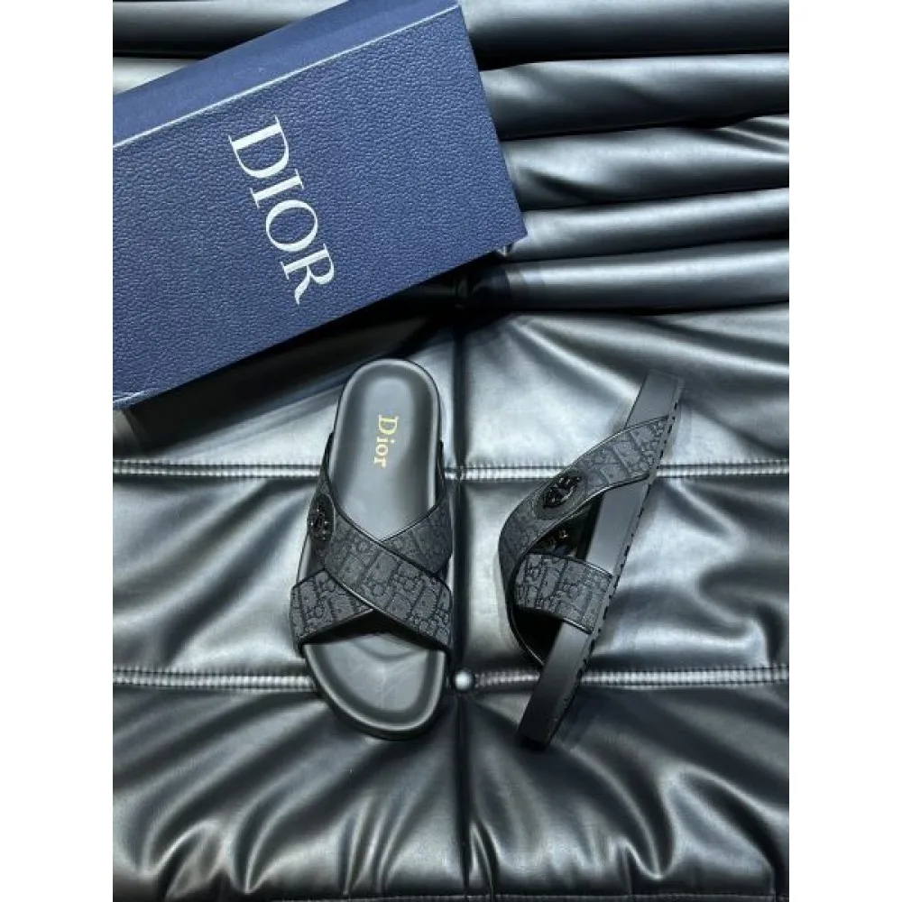 DIOR ディオール 日本でも根強い人気のブランド 2026 メンズ用 スリッパ 商品画像 3