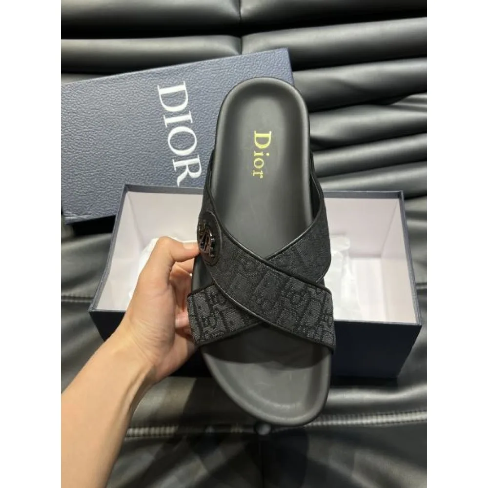 DIOR ディオール 日本でも根強い人気のブランド 2026 メンズ用 スリッパ 商品画像 7