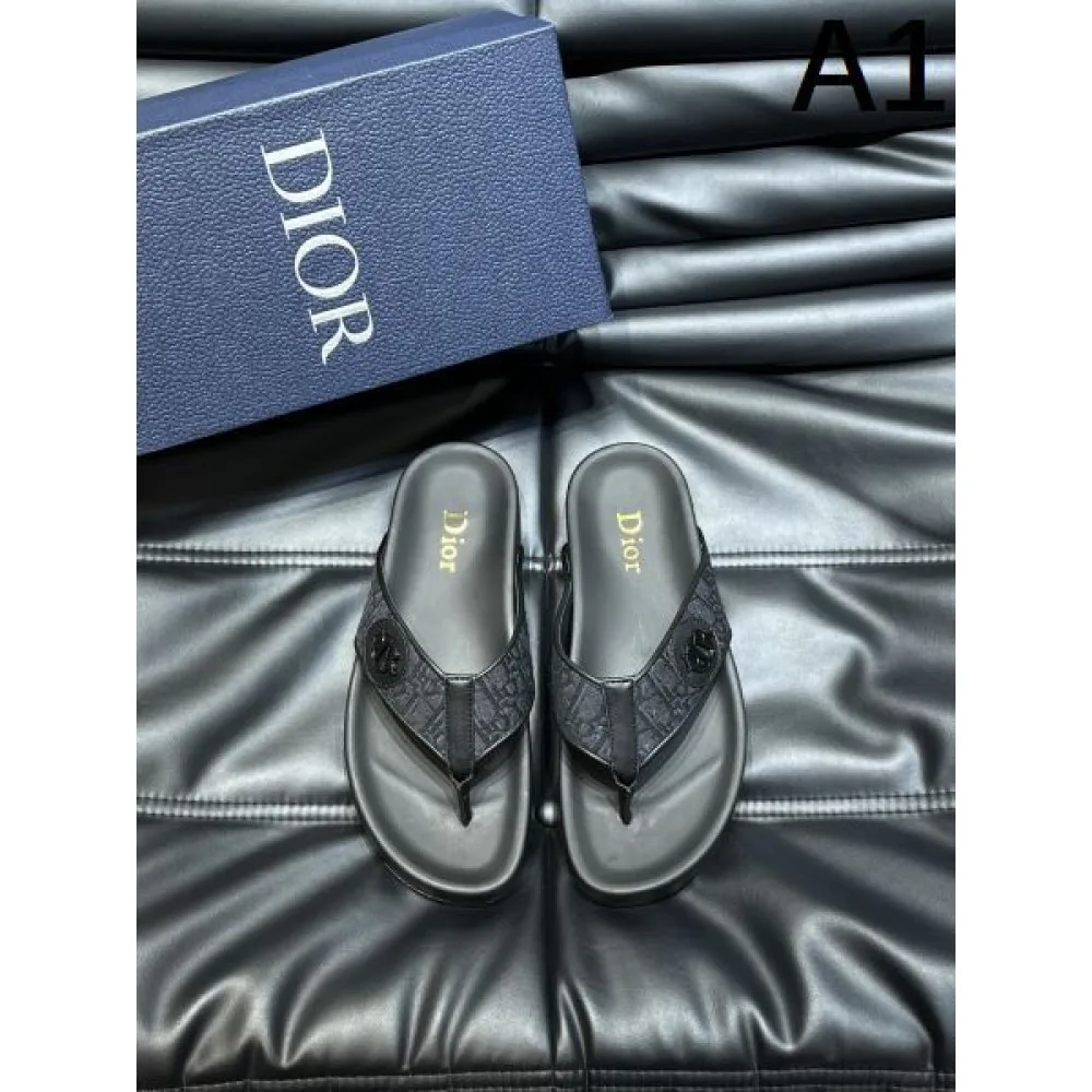 DIOR ディオール 最新先取りおしゃれなロゴ入り 2026 メンズ用 スリッパ 商品画像 1