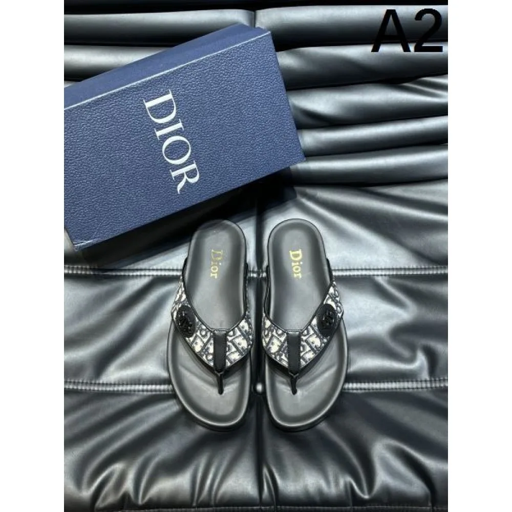 DIOR ディオール 最新先取りおしゃれなロゴ入り 2026 メンズ用 スリッパ 商品画像 2