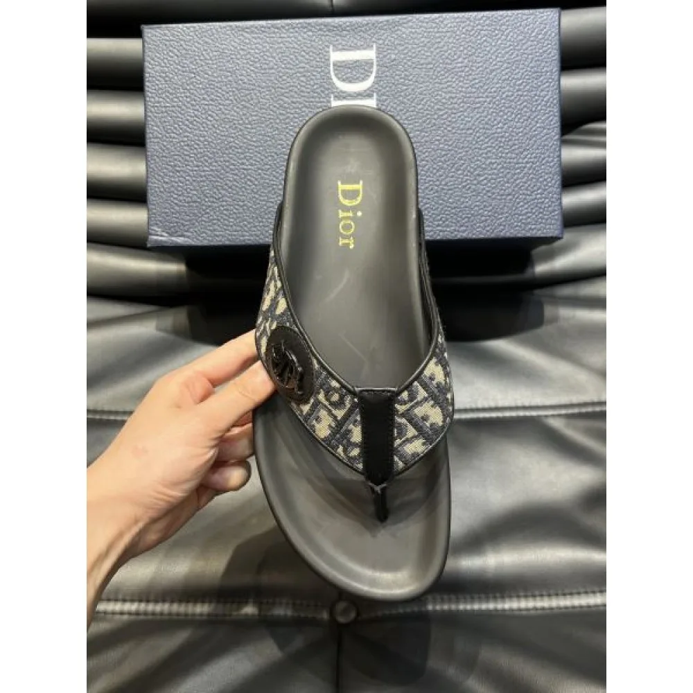 DIOR ディオール 最新先取りおしゃれなロゴ入り 2026 メンズ用 スリッパ 商品画像 6