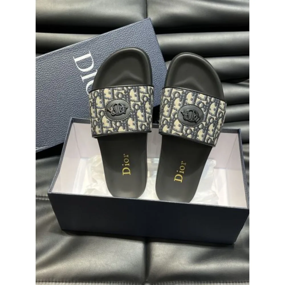 DIOR ディオール 日本でも根強い人気のブランド 2026 メンズ用 スリッパ 商品画像 4