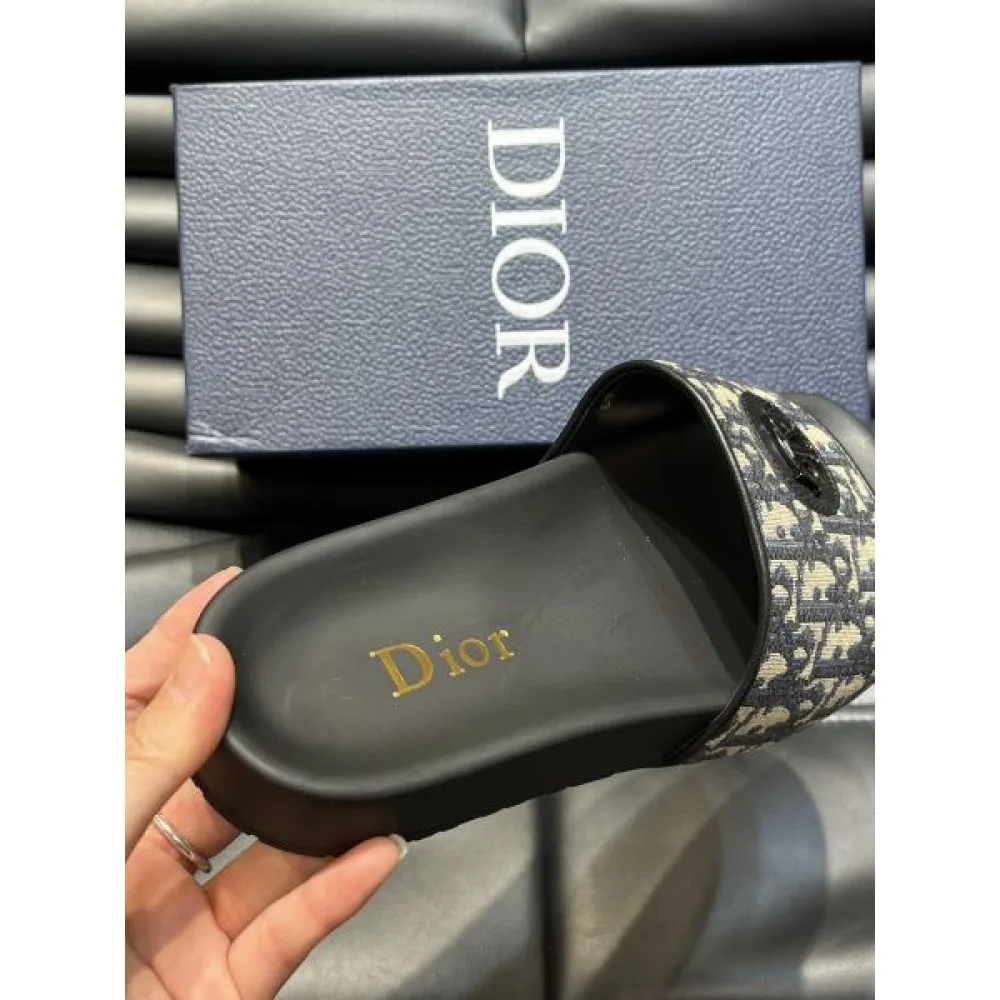 DIOR ディオール 日本でも根強い人気のブランド 2026 メンズ用 スリッパ 商品画像 8