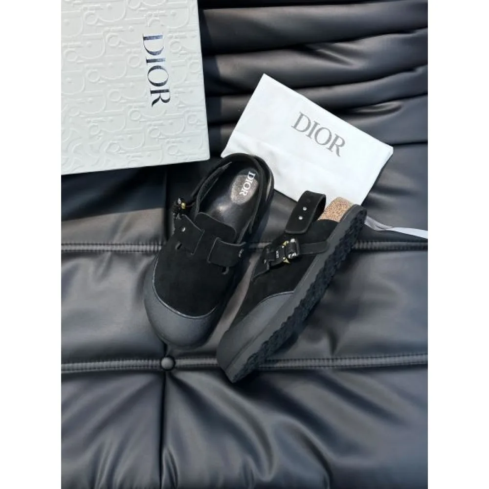 DIOR ディオール カジュアルさも強めなアイテム 2026 メンズ用 スリッパ 商品画像 4