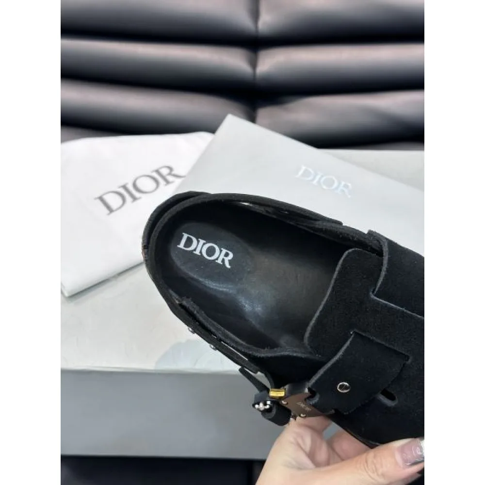 DIOR ディオール カジュアルさも強めなアイテム 2026 メンズ用 スリッパ 商品画像 7