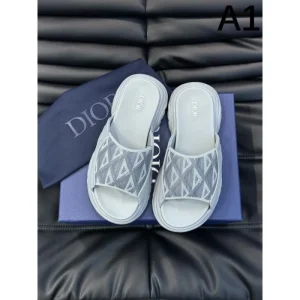 DIOR ディオール 人気もまだまだ継続しています 2026 メンズ用 スリッパ 商品画像 1