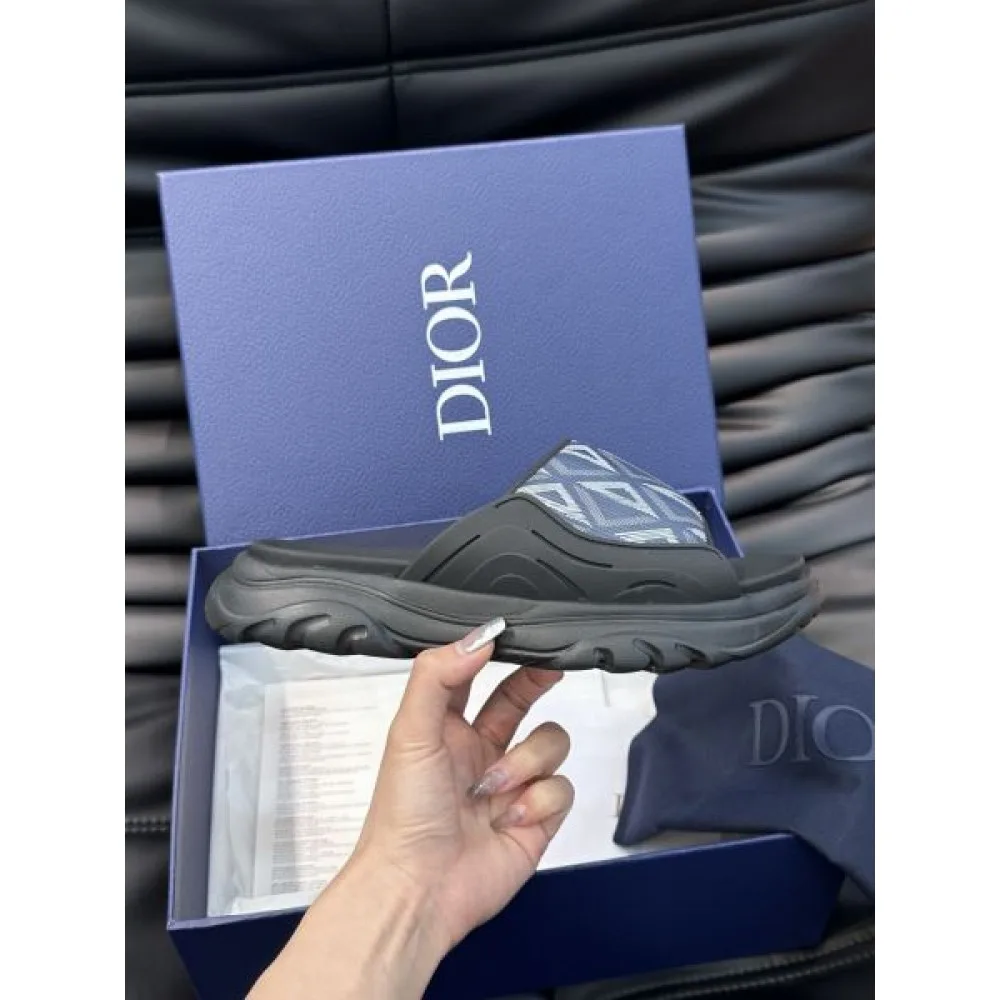 DIOR ディオール 人気もまだまだ継続しています 2026 メンズ用 スリッパ 商品画像 5