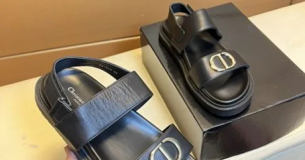 DIOR ディオール 今シーズンのトレンドアイテム 2026 メンズ用 スリッパ 商品画像 10