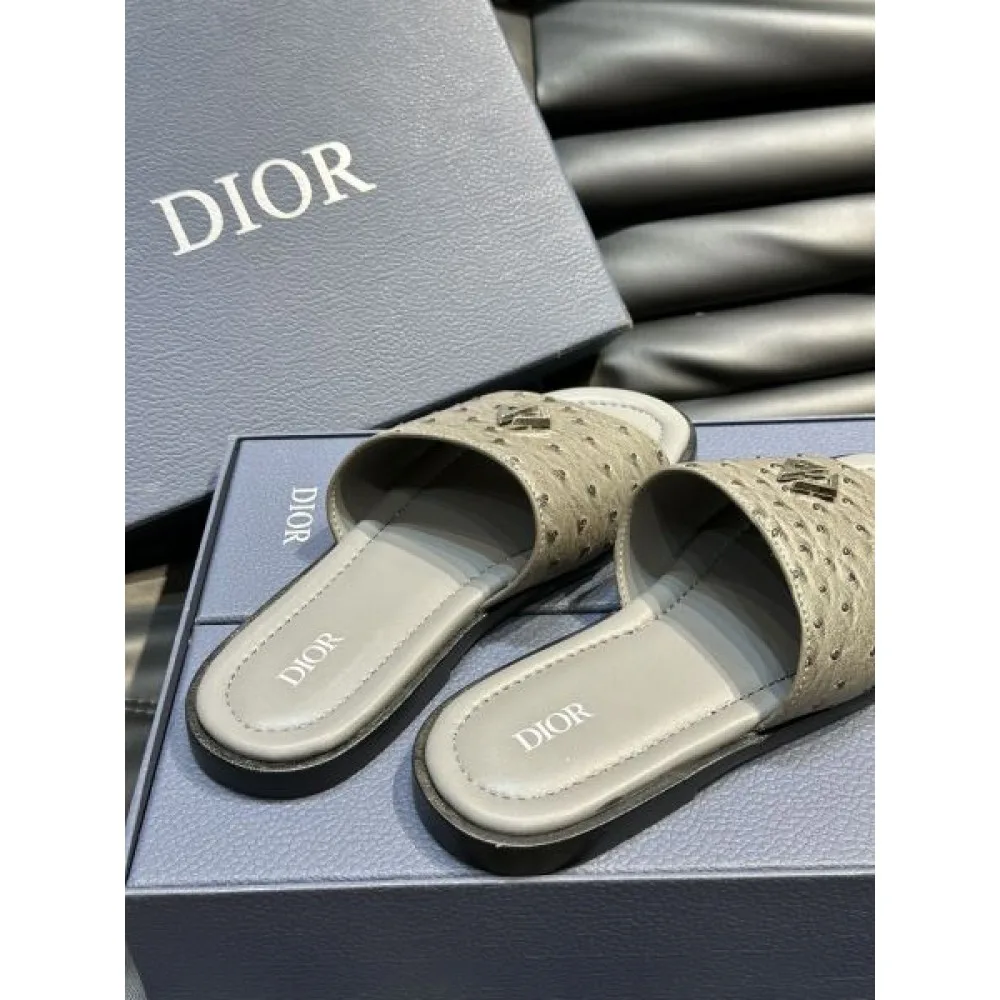 DIOR ディオール この夏は目を引くスタイル 2026 メンズ用 サンダル 商品画像 7