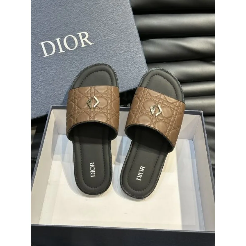 DIOR ディオール 夢中になる夏季新作が続出 2026 メンズ用 サンダル 商品画像 5