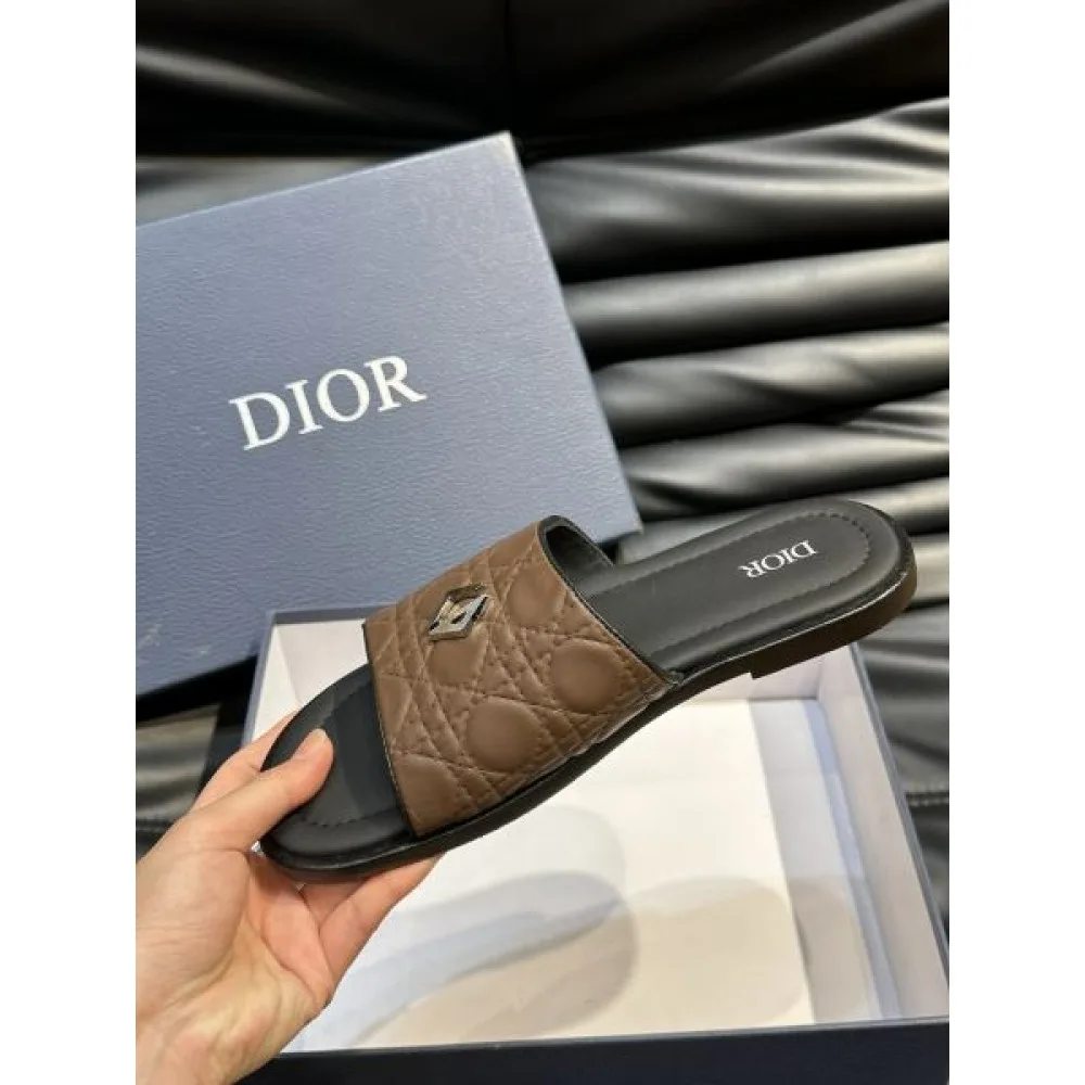 DIOR ディオール 夢中になる夏季新作が続出 2026 メンズ用 サンダル 商品画像 8