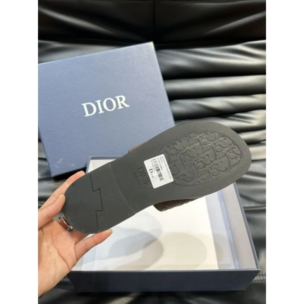 DIOR ディオール 夢中になる夏季新作が続出 2026 メンズ用 サンダル 商品画像 9