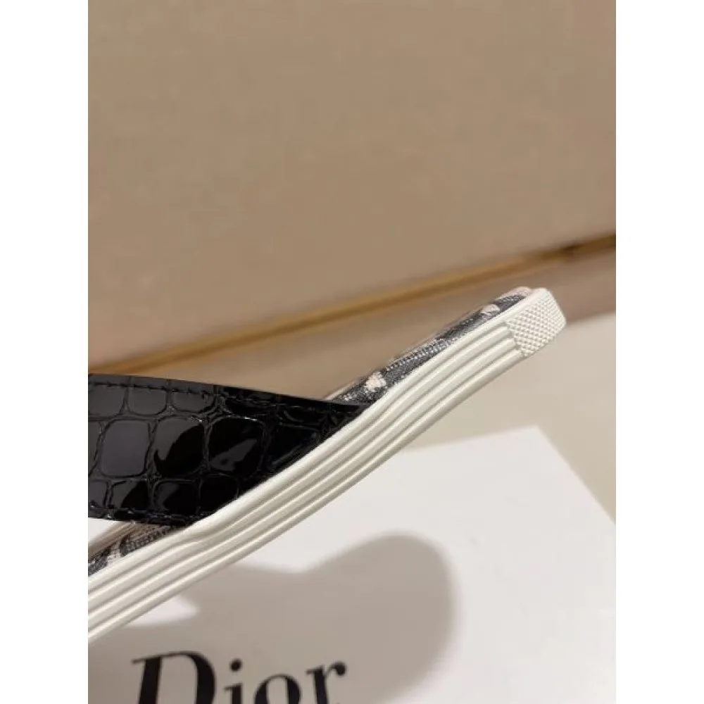 DIOR ディオール 夏に向けて使えるスタイル 2026 メンズ用 サンダル 商品画像 8