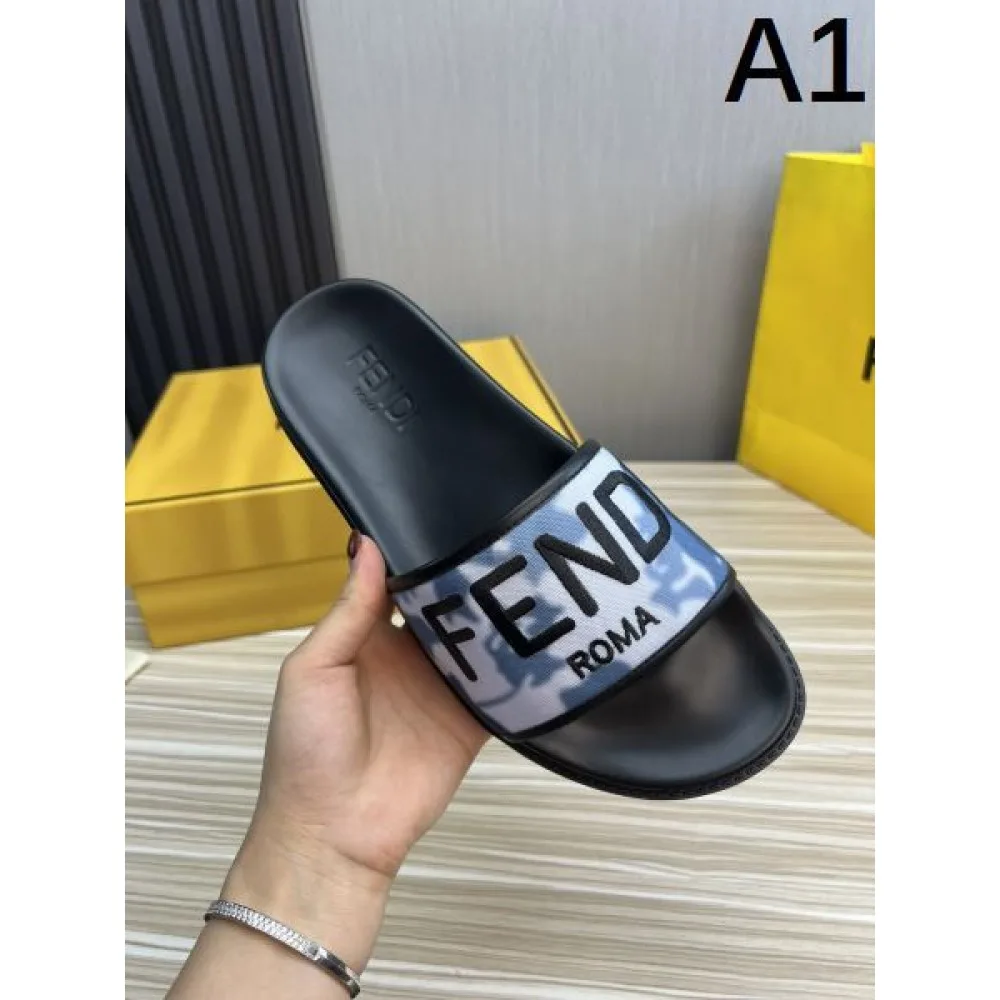 FENDI フェンデイ 人気もまだまだ継続しています 2026 メンズ用 スリッパ 商品画像 1