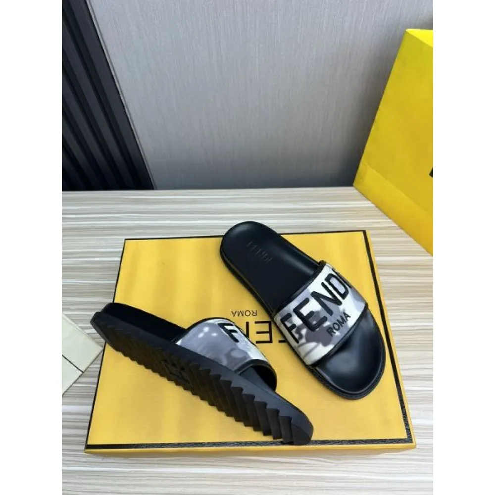FENDI フェンデイ 人気もまだまだ継続しています 2026 メンズ用 スリッパ 商品画像 4