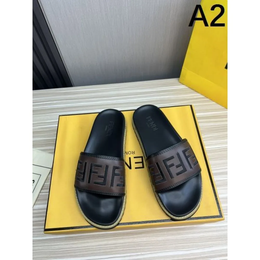 FENDI フェンデイ カジュアルさも強めなアイテム 2026 メンズ用 スリッパ 商品画像 2