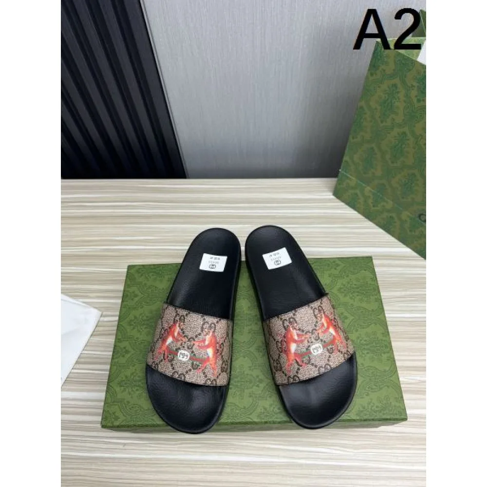 GUCCI グッチ 海外の顧客限定先行セール 2026 メンズ用 スリッパ 商品画像 2