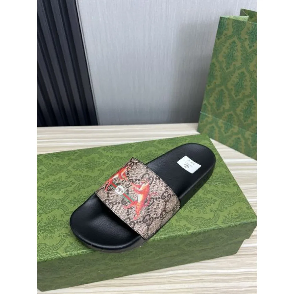 GUCCI グッチ 海外の顧客限定先行セール 2026 メンズ用 スリッパ 商品画像 4