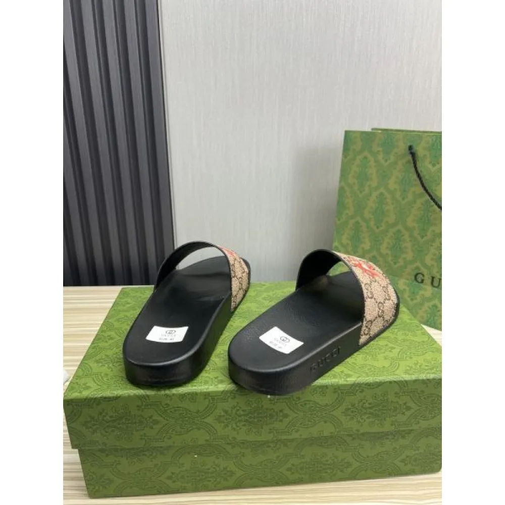 GUCCI グッチ 海外の顧客限定先行セール 2026 メンズ用 スリッパ 商品画像 5
