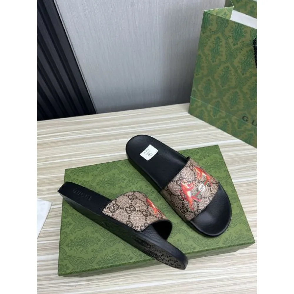 GUCCI グッチ 海外の顧客限定先行セール 2026 メンズ用 スリッパ 商品画像 6