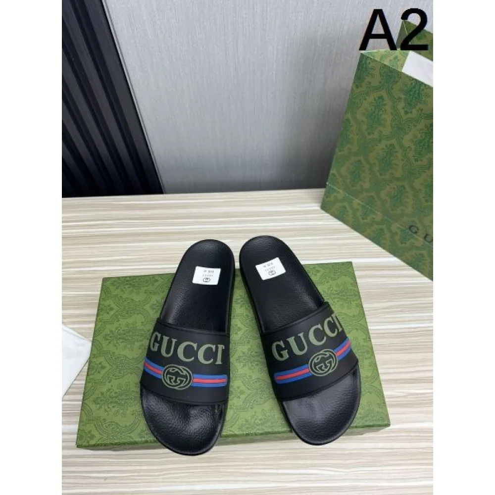 GUCCI グッチ 季節の変わり目に活躍する 2026 メンズ用 スリッパ 商品画像 2