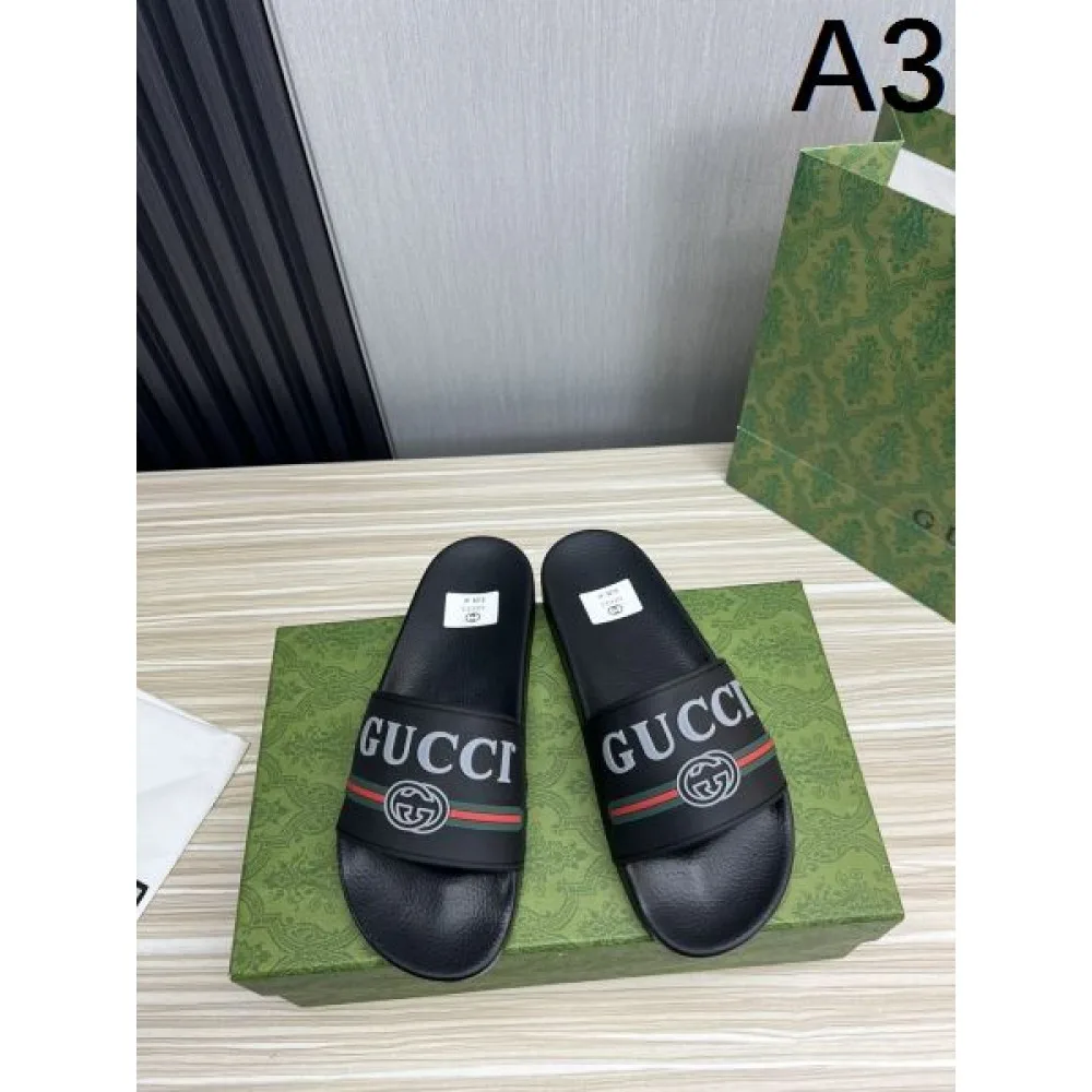 GUCCI グッチ 季節の変わり目に活躍する 2026 メンズ用 スリッパ 商品画像 3