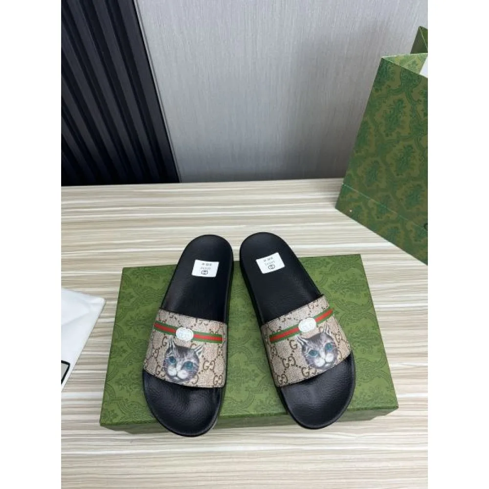 GUCCI グッチ 今季爆発的な人気定番商品 2026 メンズ用 スリッパ 商品画像 3