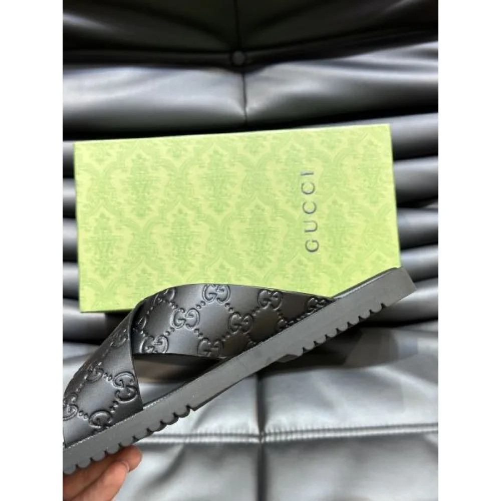GUCCI グッチ 日本でも根強い人気のブランド 2026 メンズ用 スリッパ 商品画像 8