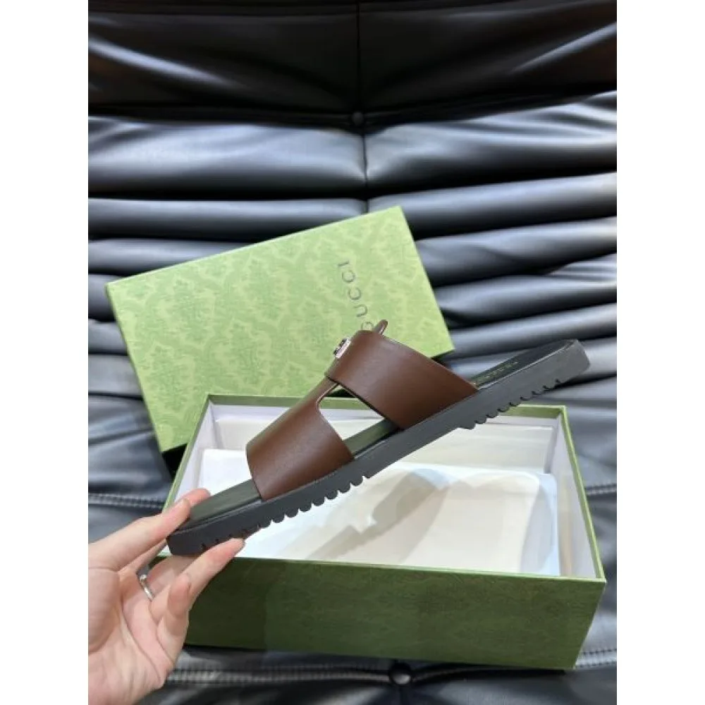 GUCCI グッチ 最新先取りおしゃれなロゴ入り 2026 メンズ用 スリッパ 商品画像 7