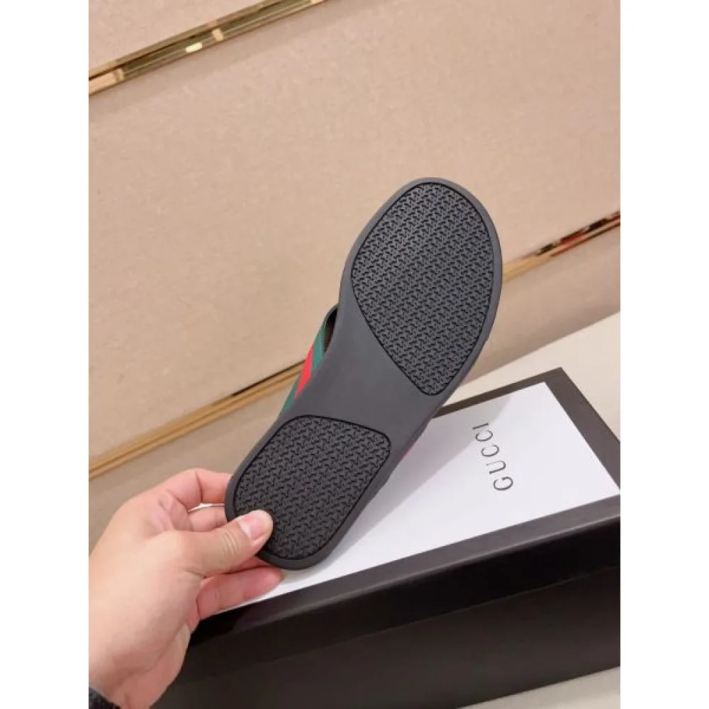 GUCCI グッチ 見逃せない注目夏季精品 2026 メンズ用 サンダル 商品画像 9