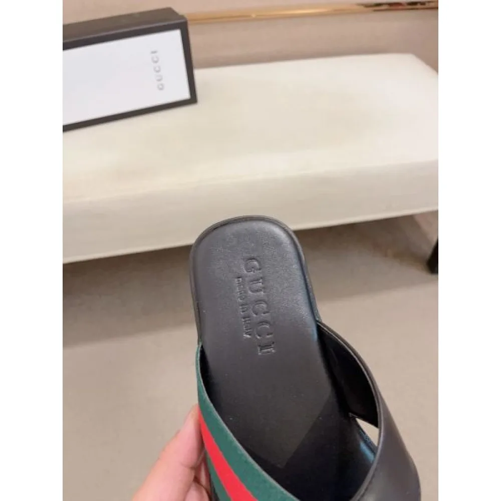 GUCCI グッチ 現地価格お得な春夏新作 2026 メンズ用 サンダル 商品画像 6