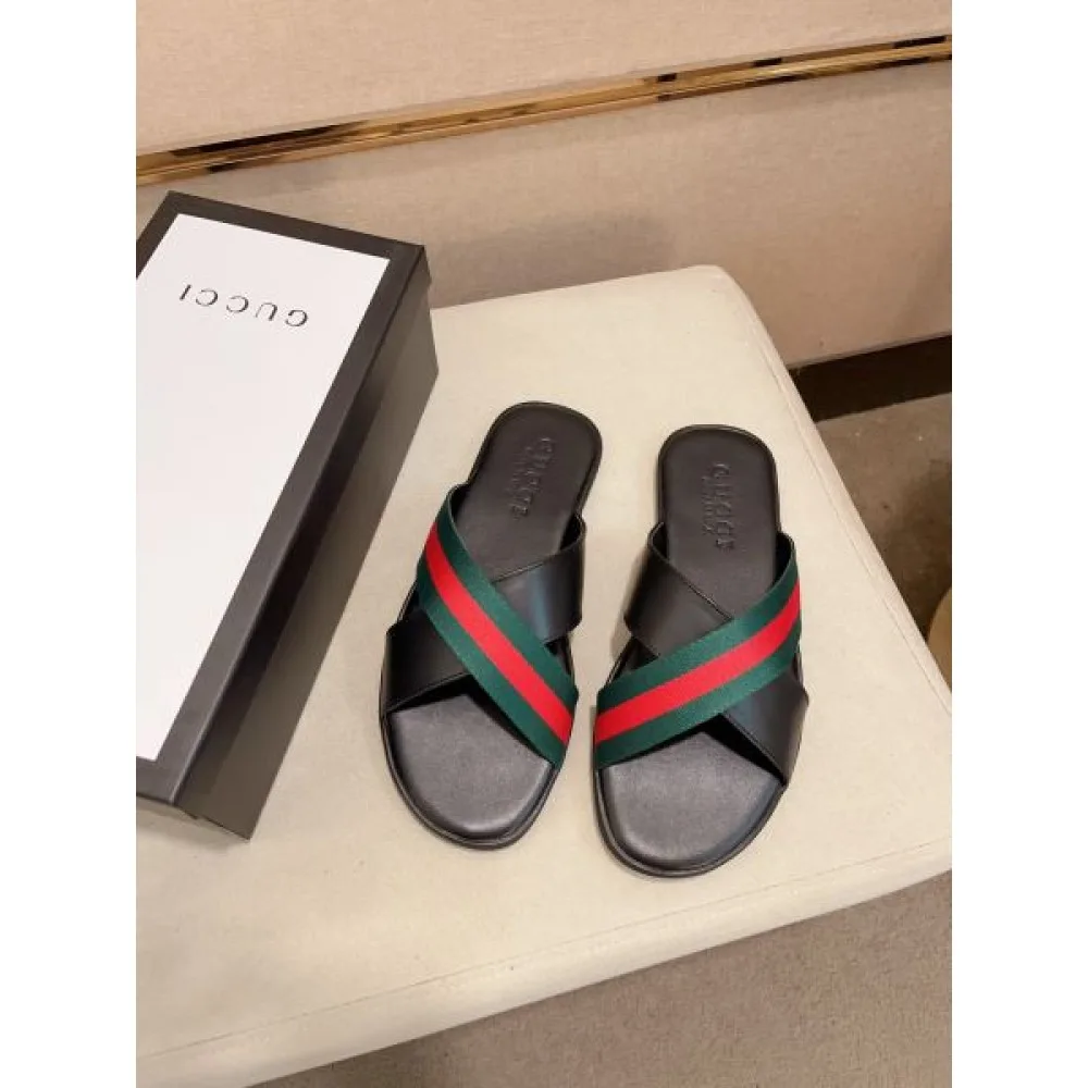 GUCCI グッチ 現地価格お得な春夏新作 2026 メンズ用 サンダル 商品画像 8