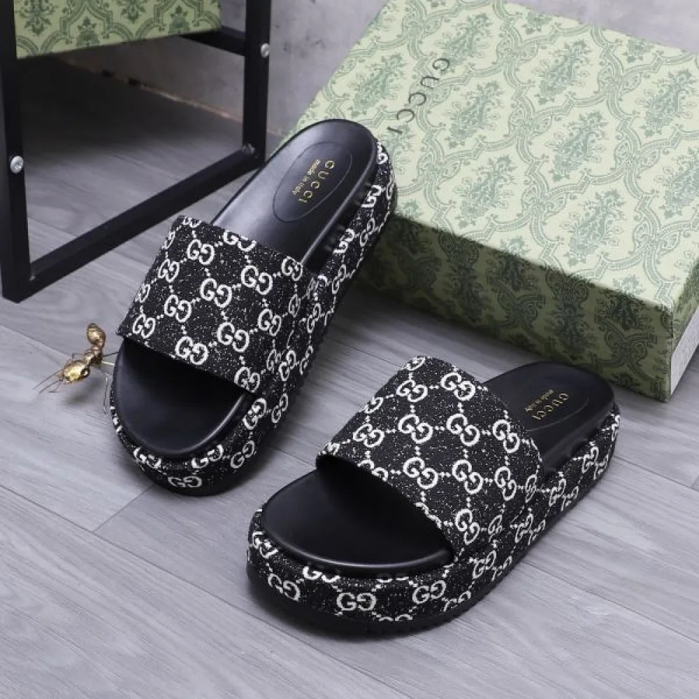GUCCI グッチ 見逃せない注目夏季精品 2026 メンズ用 サンダル 商品画像 4