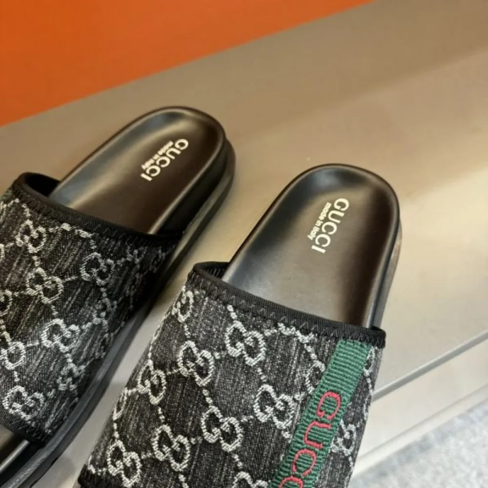 GUCCI グッチ 新作カジュアルコーデに 2026 メンズ用 サンダル 商品画像 9